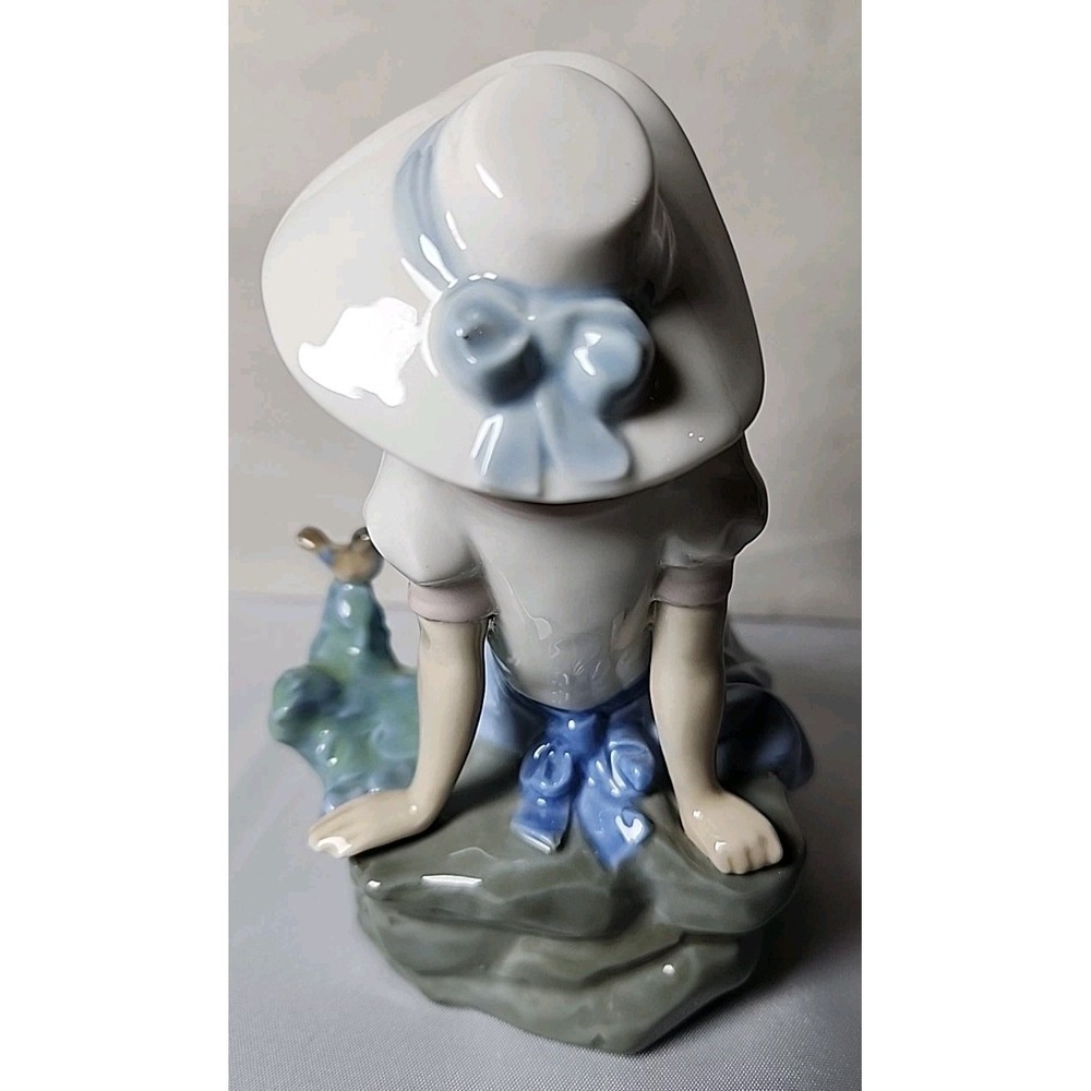 VTG Nao by Lladro '92 Porcelain Sculptur Listening to the Birds' Songs Retired - Picture 7 of 10